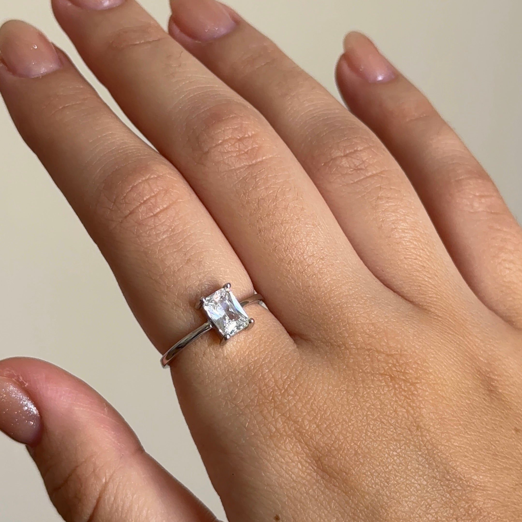 Anillo Solitario Radiante