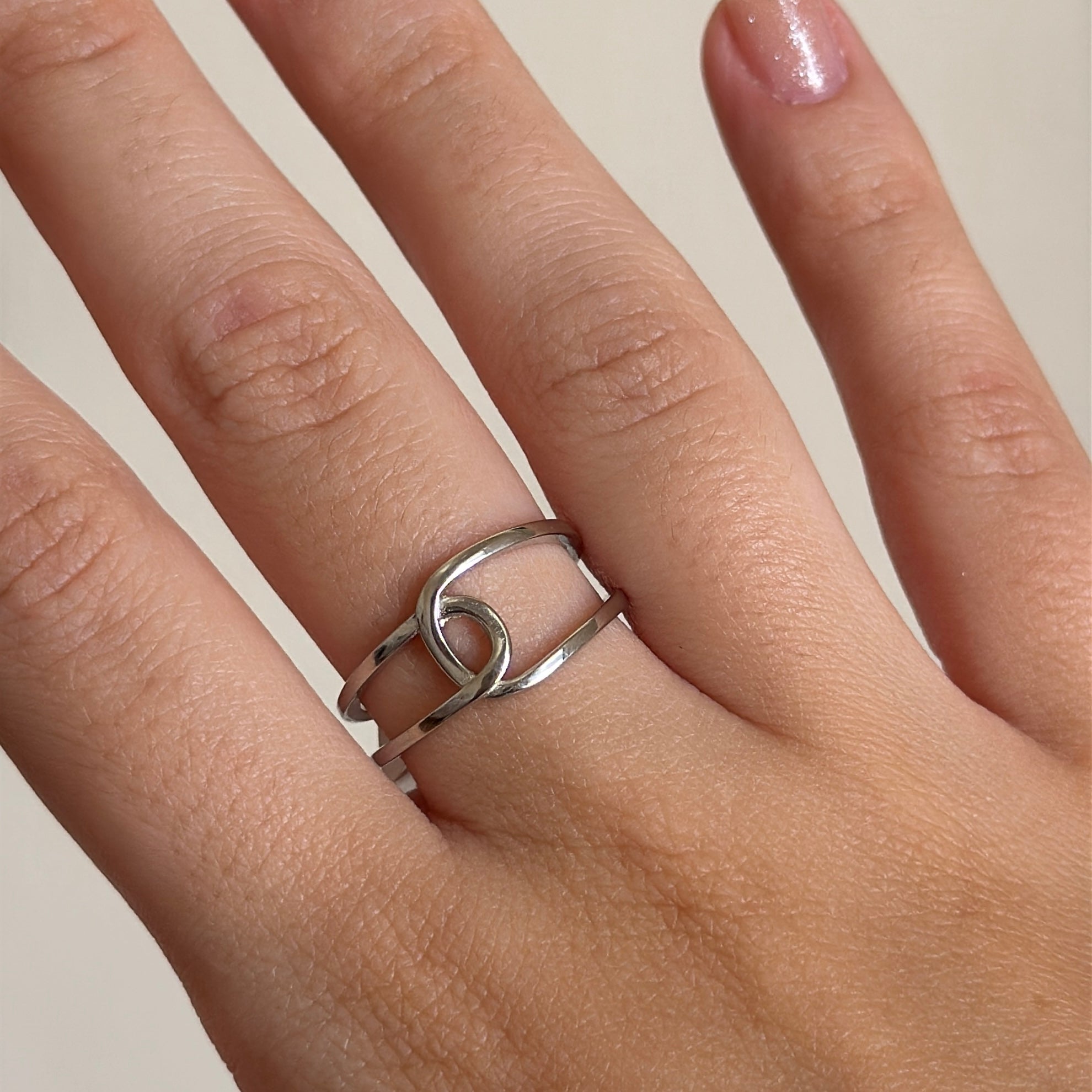 Anillo Aro Entrelazado