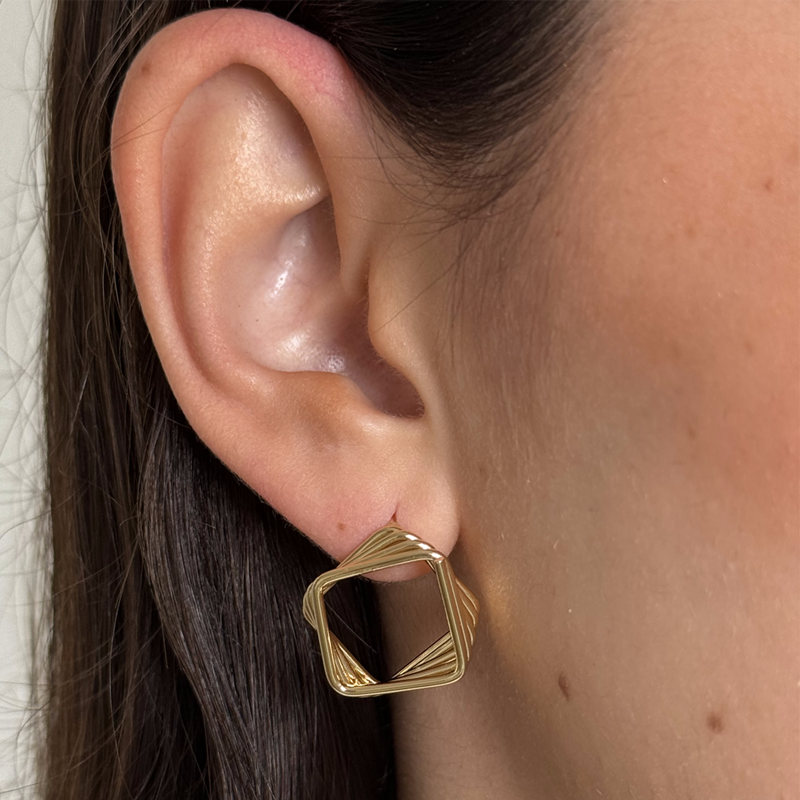 Aretes Twist Geometry